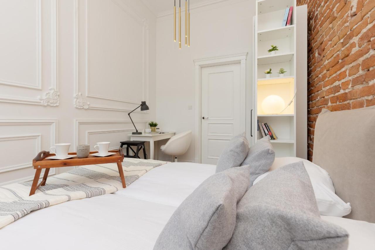 Apartment Strzelecka Old Town Cracow By Renters Prestige Kraków Zewnętrze zdjęcie